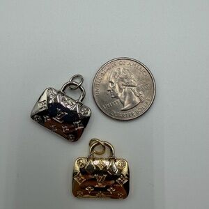 Elegant Silver and Gold Pendant Necklace